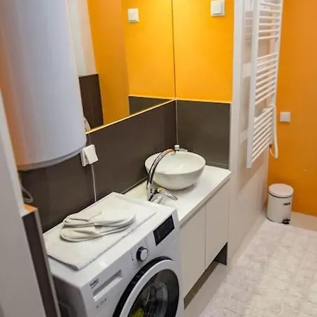 Apartment Urban In Center