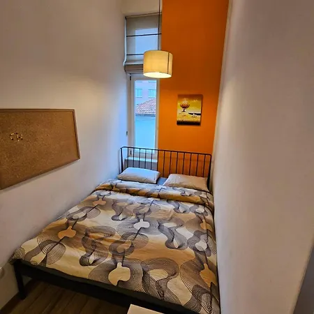 Apartment Urban In Center